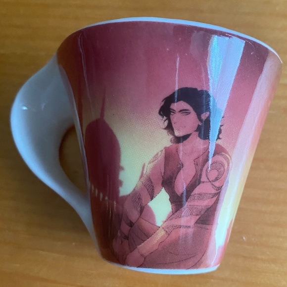 LitJoy A Kingdom of Brass Tea Cup & Saucer - Picture 3 of 5